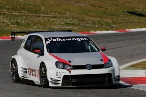 volkswagen-golf-vuelve-las-carreras-resistencia-12973580762-jpg volkswagen-golf-vuelve-las-carreras-resistencia-12973580762.jpg