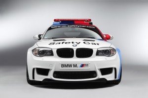 bmw-serie-1-m-coupe-se-foguea-mundial-motogp-13009950328.jpg