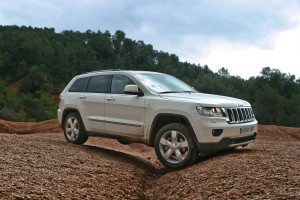 jeep-grand-cherokee-3-6-v6-overland-pomposo-equilibrista-13014820272.jpg