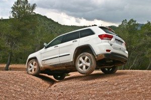 jeep-grand-cherokee-3-6-v6-overland-pomposo-equilibrista-130169633111.jpg