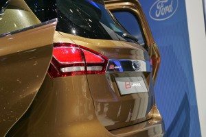 salon-ginebra-2011-ford-b-max-12991481574.jpg