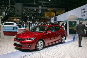 salon-ginebra-2011-lexus-ct-200h-12991115262.jpg