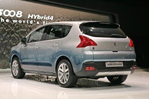 salon-ginebra-2011-peugeot-3008-hybrid4-limited-edition-12991537444.jpg