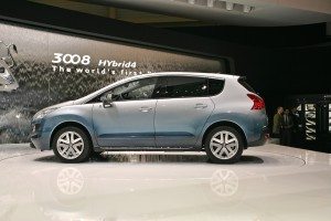 salon-ginebra-2011-peugeot-3008-hybrid4-limited-edition-12991537446.jpg
