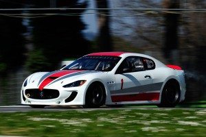video-asi-entrenan-gentlemen-drivers-trofeo-maserati-granturismo-mc-13015677786.jpg