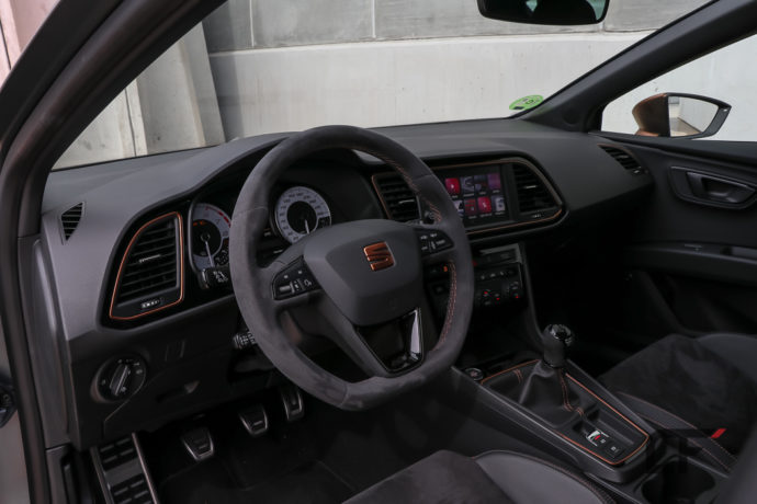 SEAT León Cupra R