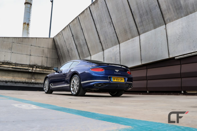 Trasera Bentley Continental GT V8