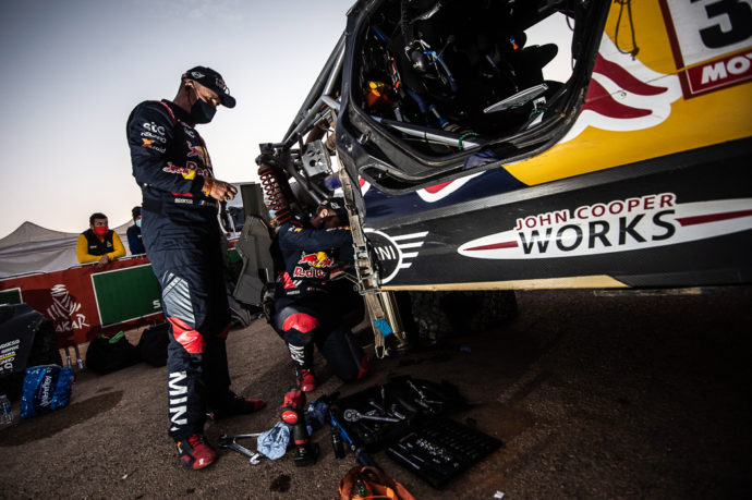 Dakar 2021 - Etapa maratón - Stéphane Peterhansel y Edouard Boulanger - Mini JCW Buggy X-Raid